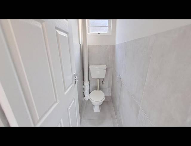 2 BEDROOM PROPERTY TO RENT IN SEA VIEW